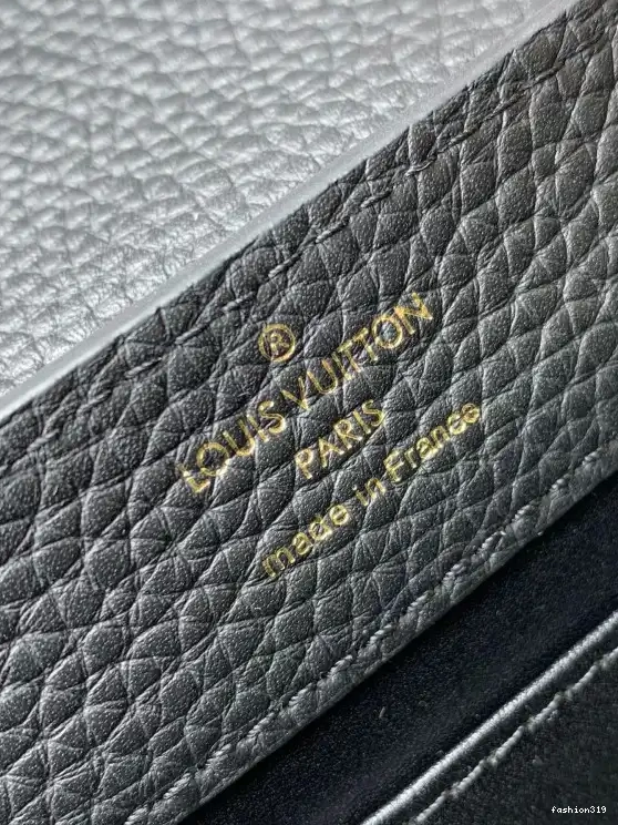 LOUIS CAPUCINES MINI VUITTON 0501